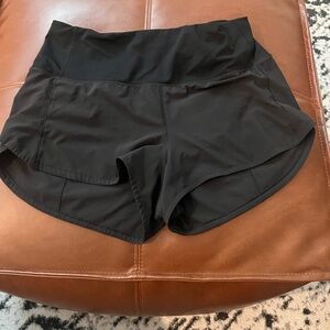 Women’s Lululemon Speed Up Running Shorts 2.5”